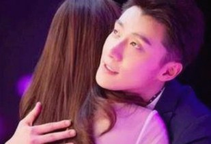 娱乐圈吃瓜大揭秘:异瞳神秘与自拍视频的反差趣味