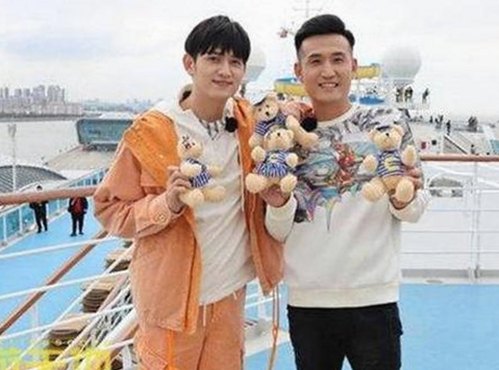 娱乐圈爆料大揭秘：明星背后的那些趣闻与真相